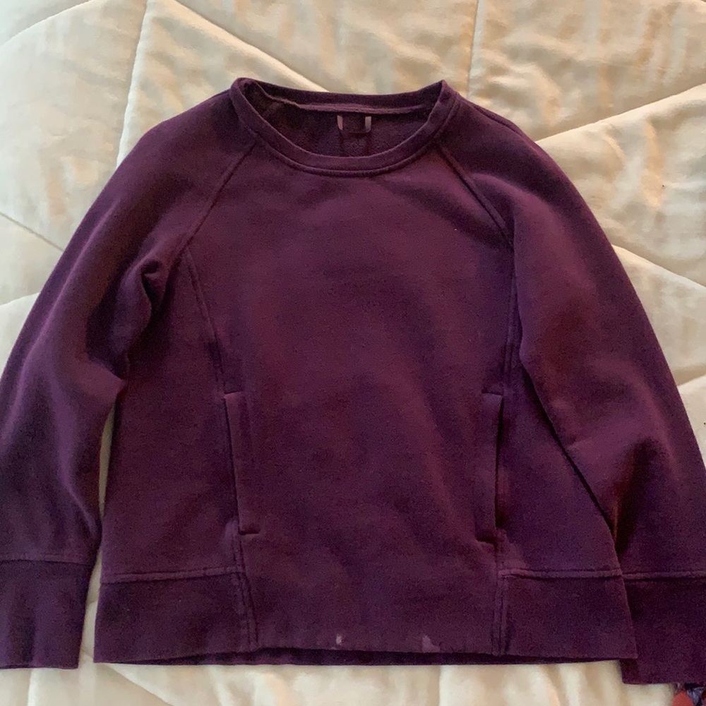 Lululemon crewneck